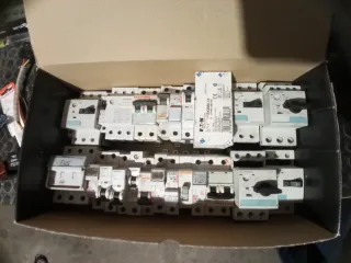 Magnetotermici Siemens Eaton