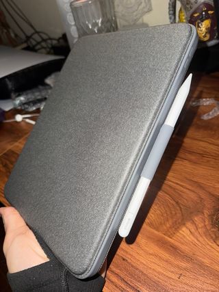 iPad 10ª Gen + Teclado + Apple Pencil