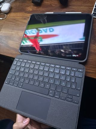 iPad 10ª Gen + Teclado + Apple Pencil