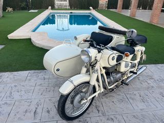 Se ALQUILAN motos con sidecar