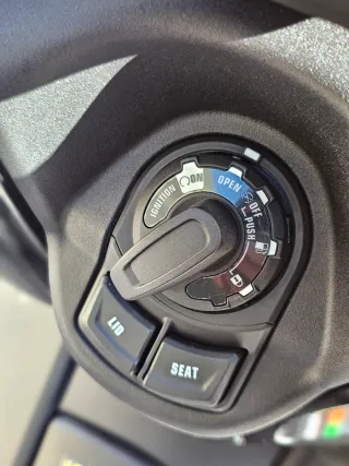 Yamaha xmax 300 Tech Max plus