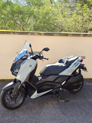 Yamaha xmax 300 Tech Max plus