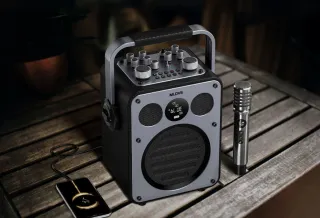 Máquina Karaoke Portátil MLOVE X30