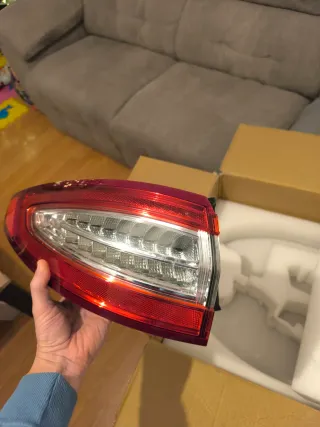 Faro Ford Mondeo mk5 2016