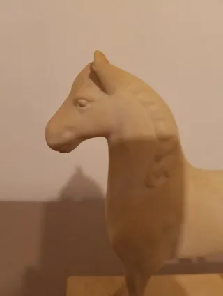 Figura cavallo White Horse Whisky