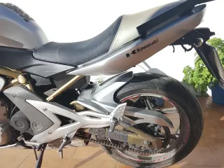 Kawasaki ER6F Plata