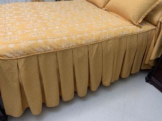 Juego de cortinas y colcha