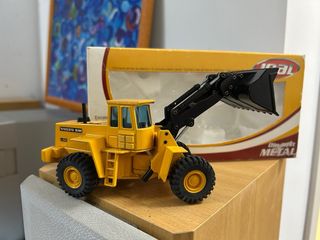 Pala Cargadora Volvo BM JOAL