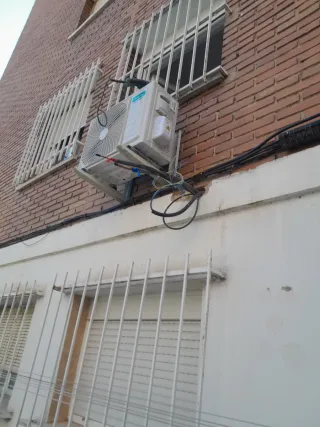 Fontanero, gas,aire acondicionado, electricidad...