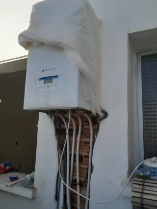 Fontanero, gas,aire acondicionado, electricidad...