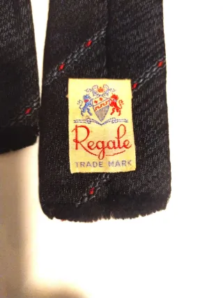 Cravatta vintage Regale