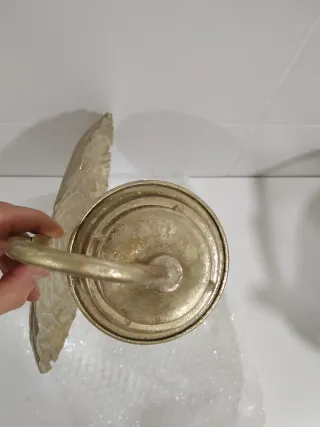 Candelabro hoja metal dorado