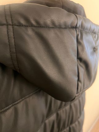 Chaleco acolchado Zara con capucha