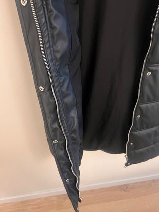 Chaleco acolchado Zara con capucha