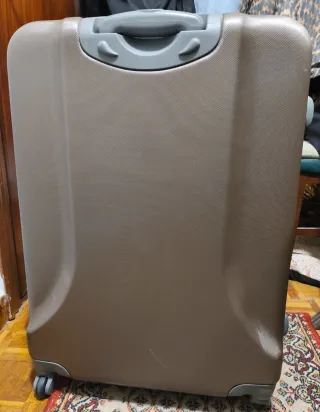 Maleta Salvador Bachiller 114L Rígida.