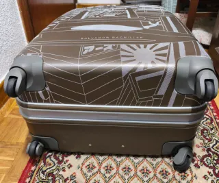 Maleta Salvador Bachiller 114L Rígida.