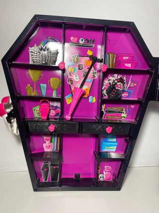 Monster High – The Draculocker