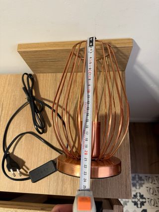 Lámpara de mesa cobre jaula