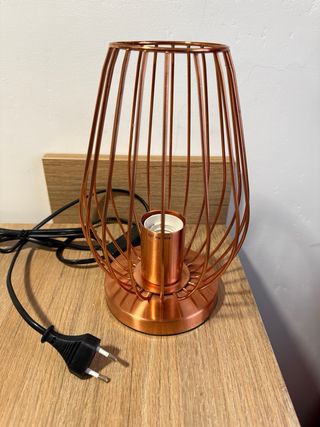 Lámpara de mesa cobre jaula