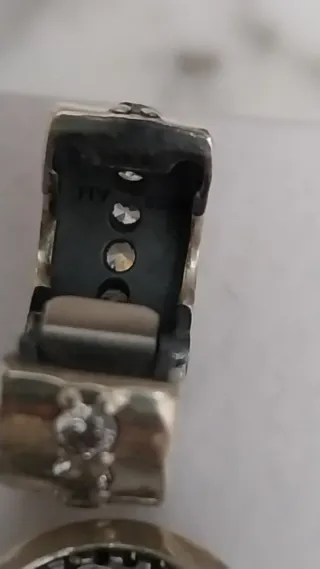 Pandora 3 Charm: Trébol y 2 Clip con circonitas.