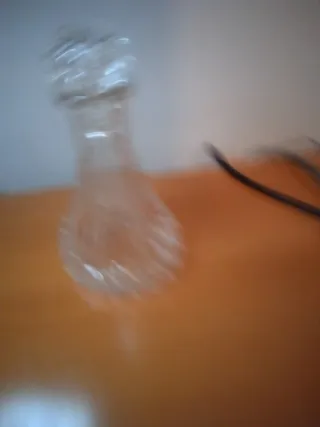 Botella de cristal decorativa