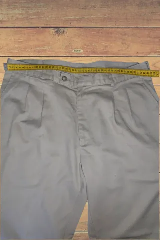 Pantaloni Farah uomo beige con pieghe