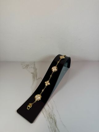 Pulsera Louis Vuitton Dorada Flor Perla