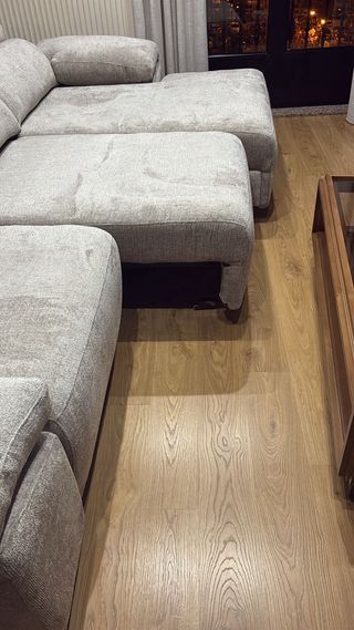 Sofá modular motorizado con almacenaje