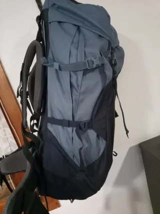 Mochila Montaña Forclaz 60L Mujer