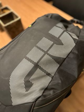 Mochila Givi Estanca Negra