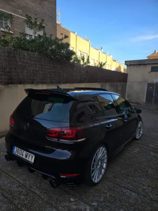 PRECIOSO GOLF MK6 GTI DSG EL MAS ALTO DE LA GAMA