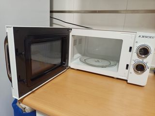Microondas Jocel Blanco