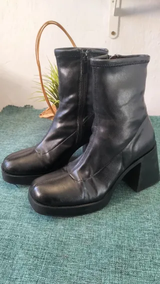 Botas media pantorrilla forro polar