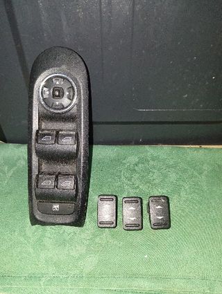 Mandos de la ventanillas y