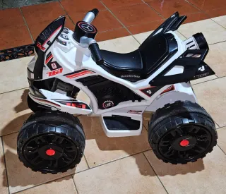 Quad de batería 12 V . Para niños.