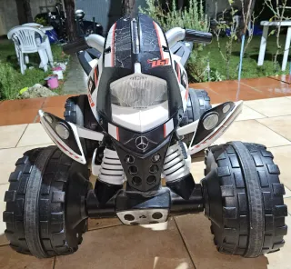 Quad de batería 12 V . Para niños.