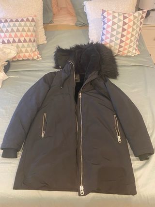 Abrigo de invierno Zara negro multicolor
