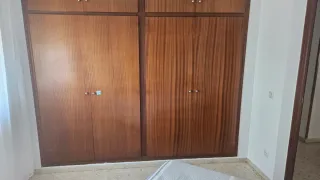 Se alquila piso por tenporada