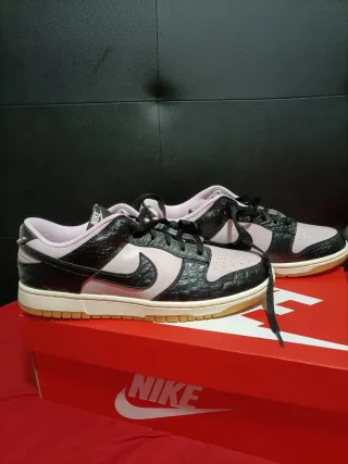 Nike Dunk Low Retro Pink Black