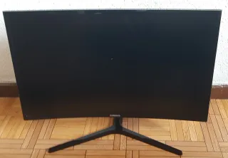 Monitor Samsung 27 Curvo Negro