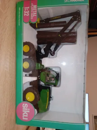 Cosechadora John Deere Siku 1:32