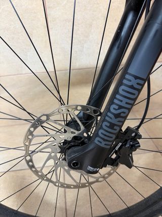 Bicicleta Eléctrica BH Lynx 8.1 Roja solo 120km.