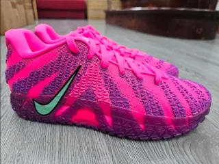 Nike Ja 3 Max Volume Rosa brillante 39