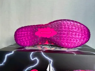 Nike Ja 3 Max Volume Rosa brillante 39