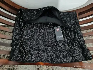 Minifalda Guess lentejuelas negra Talla S