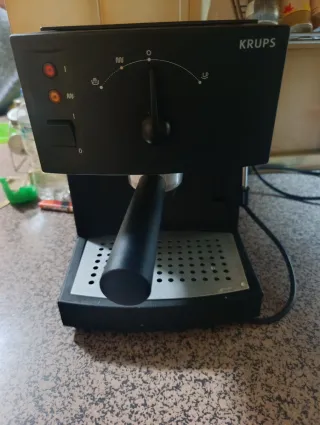 Cafetera Krups Negra