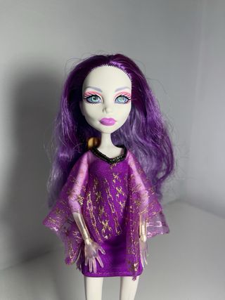 Monster High Spectra Vondergeist 13 Wishes