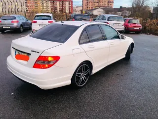 Mercedes-Benz Clase C 2010