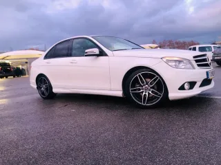 Mercedes-Benz Clase C 2010