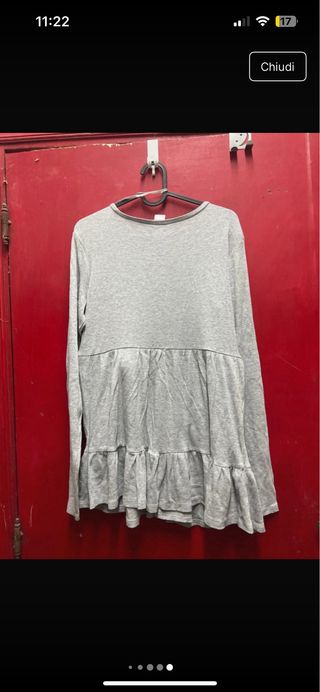 Maglione premaman grigio con balza
